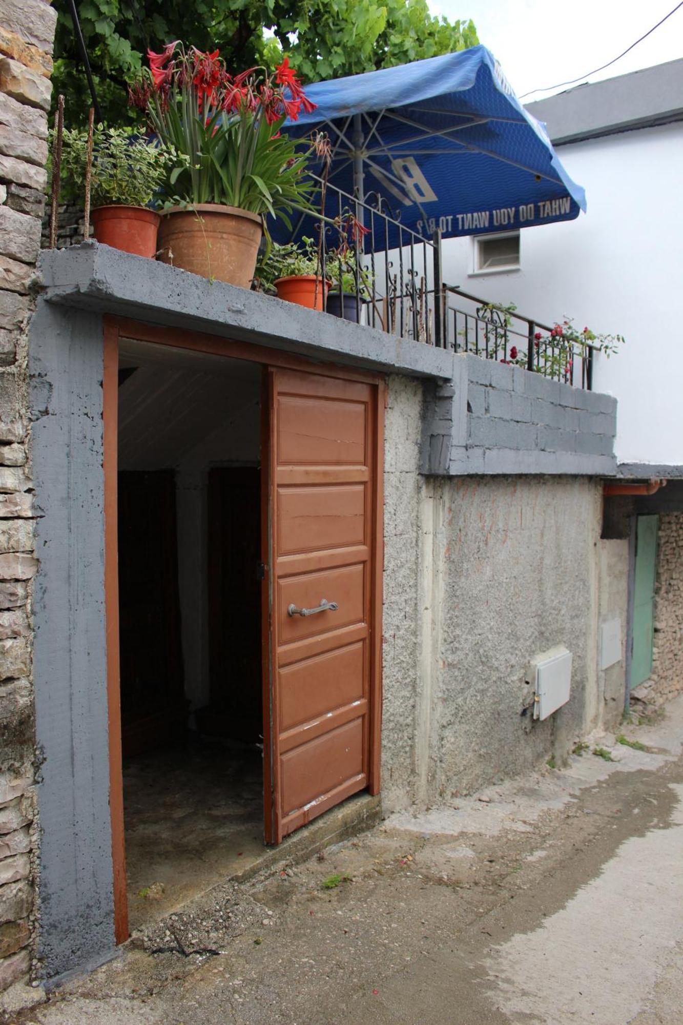 Vila Karagjozi Gjirokaster Exterior photo